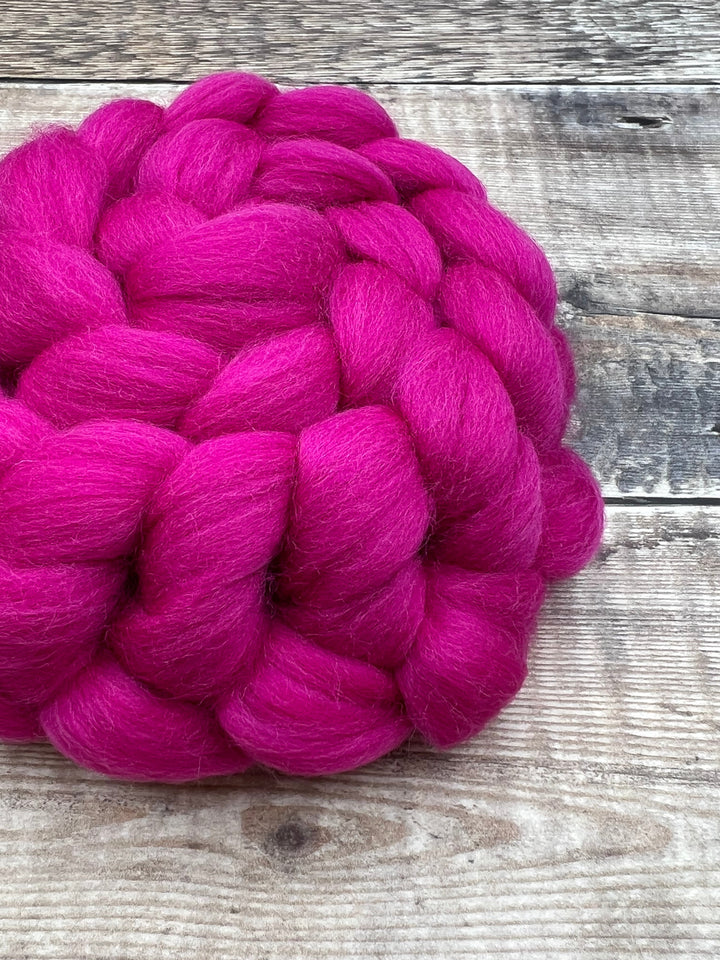 MERINO TOP: Cerise - FIBRE - Wild Atlantic Yarns