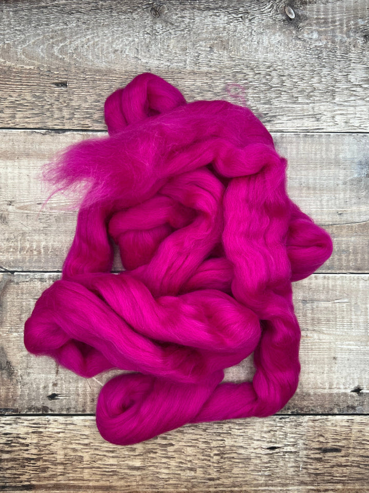 MERINO TOP: Cerise - FIBRE - Wild Atlantic Yarns