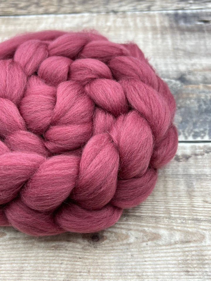 MERINO TOP: Mulberry - FIBRE - Wild Atlantic Yarns