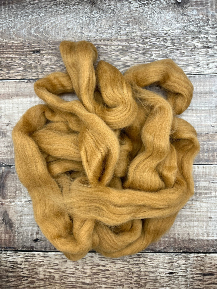 SHETLAND TOP: Fudge - FIBRE - Wild Atlantic Yarns
