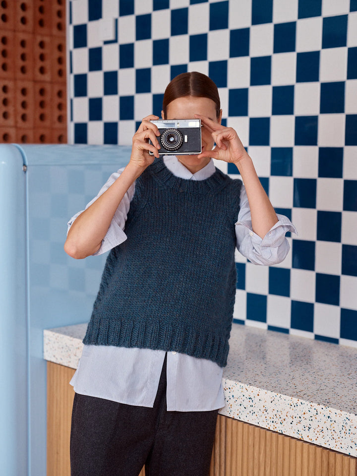 52 Weeks of Sweaters By Laine Publishing