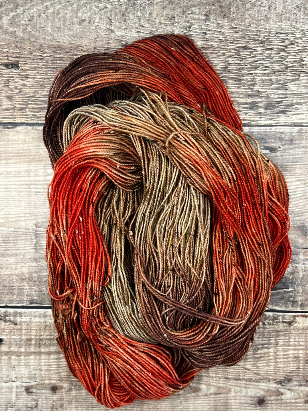 Dún na na nGall Hand Dyed Tweed Yarn - Mushroom Season