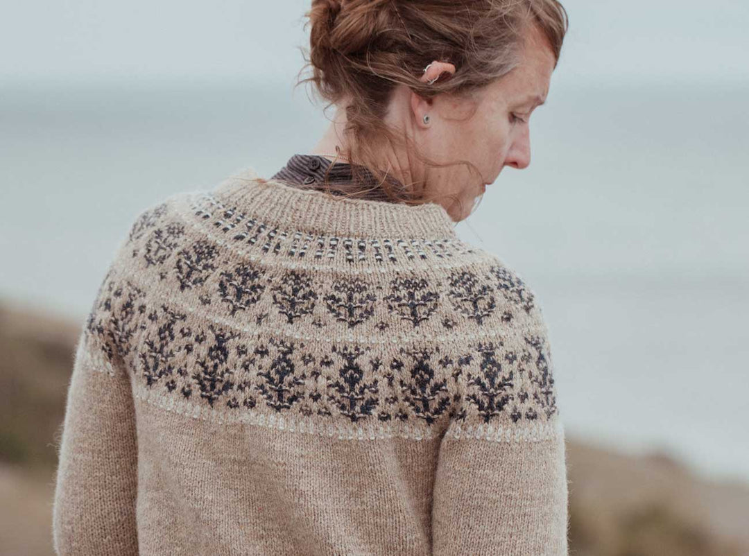 The Island and the Forest: A Knitted Correspondence