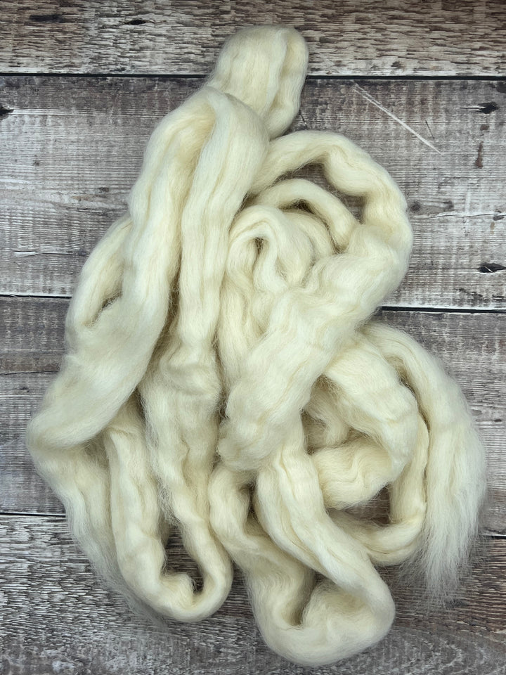 NATURAL GALWAY TOP: WHITE