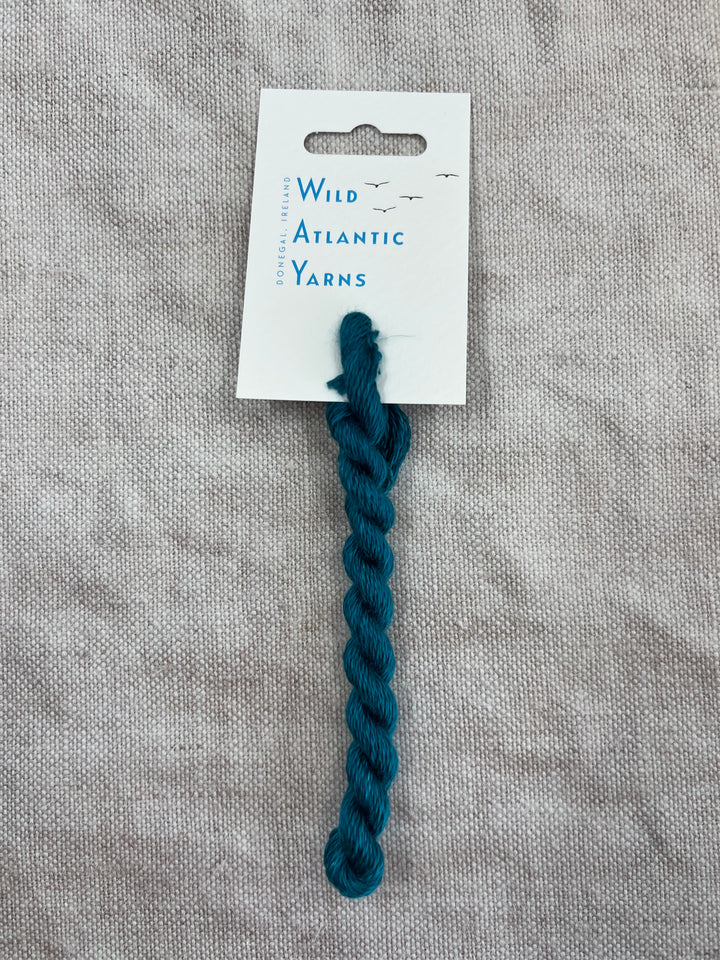 EMBROIDERY THREAD: Mallard