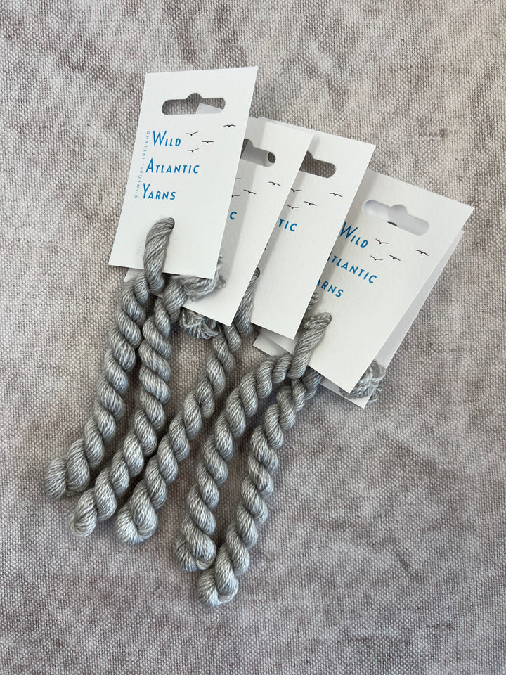 EMBROIDERY THREAD: Quartzite