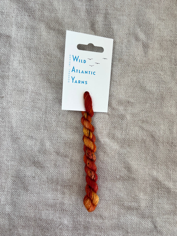 EMBROIDERY THREAD: Maple Leaf