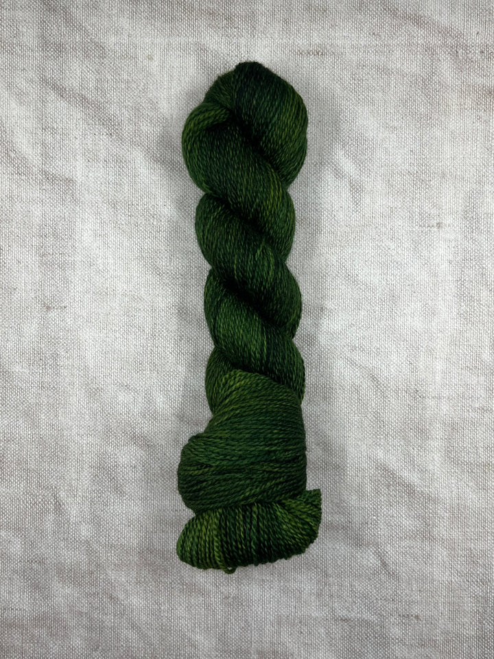 MACHA HAND DYED BFL YARN - Ivy