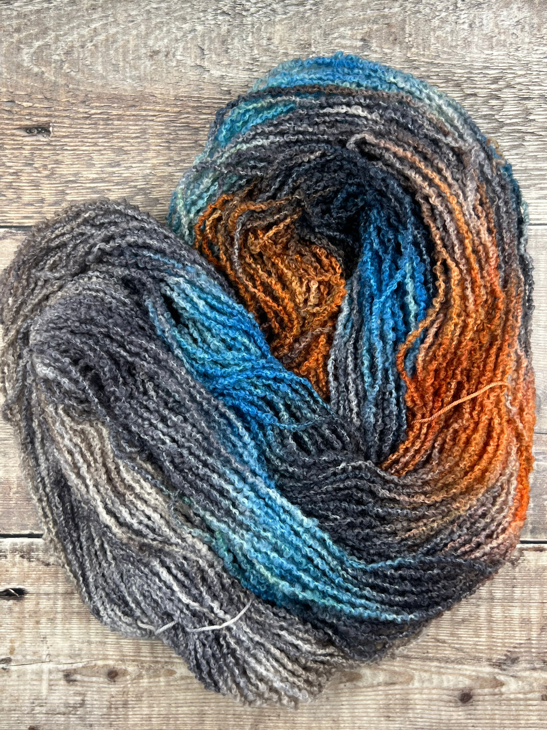 BANBA HAND DYED MERINO BOUCLE YARN - Hidden Cove