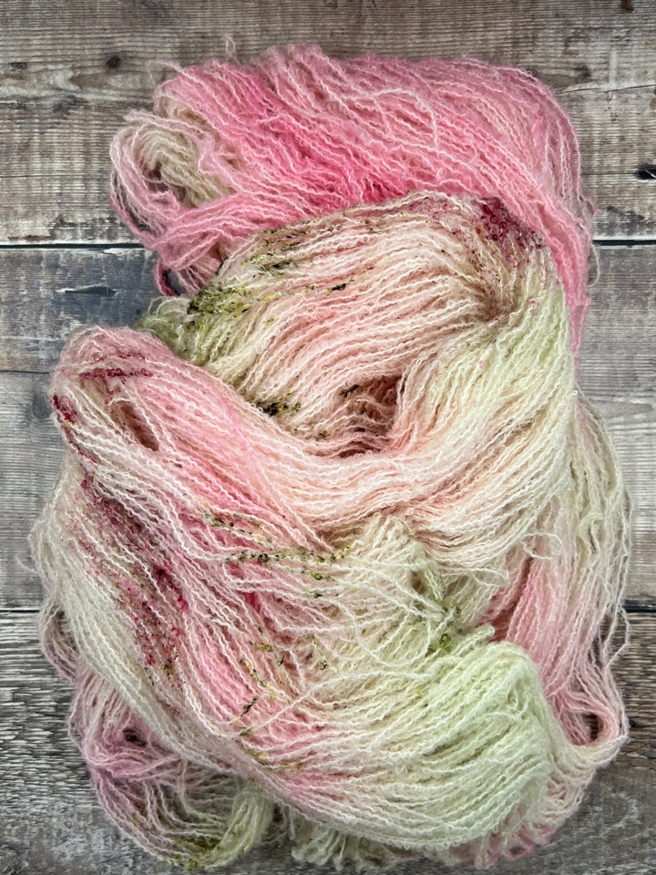 BANBA (merino boucle): Peony Posy - YARN - Wild Atlantic Yarns