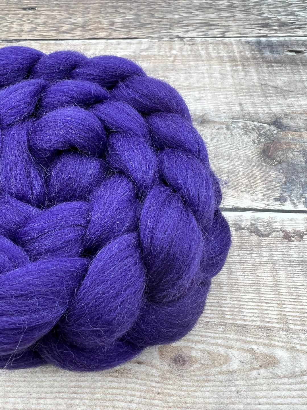 CORRIEDALE TOP | Amethyst - FIBRE - Wild Atlantic Yarns