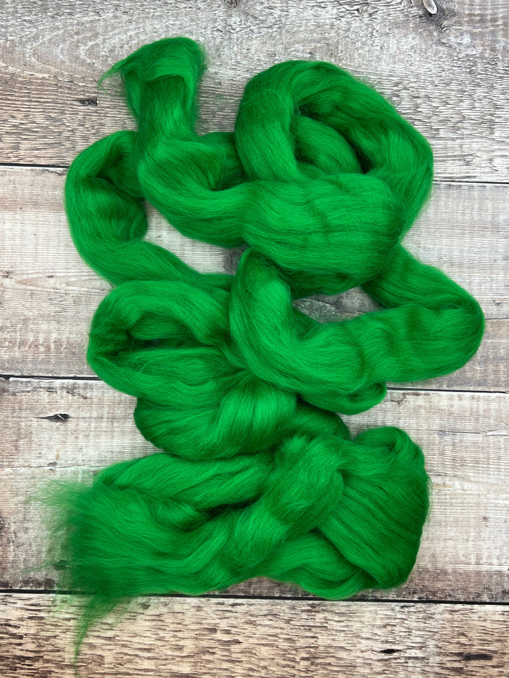 CORRIEDALE TOP: Emerald - FIBRE - Wild Atlantic Yarns