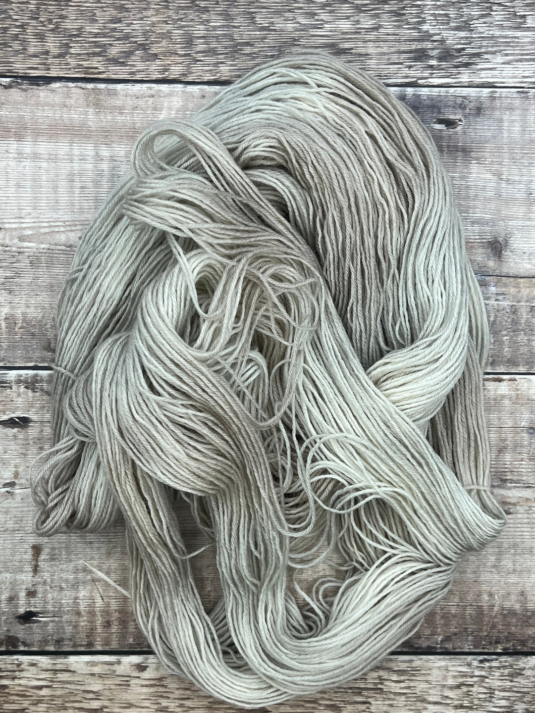 DANU (Highland wool): Silver Birch - YARN - Wild Atlantic Yarns