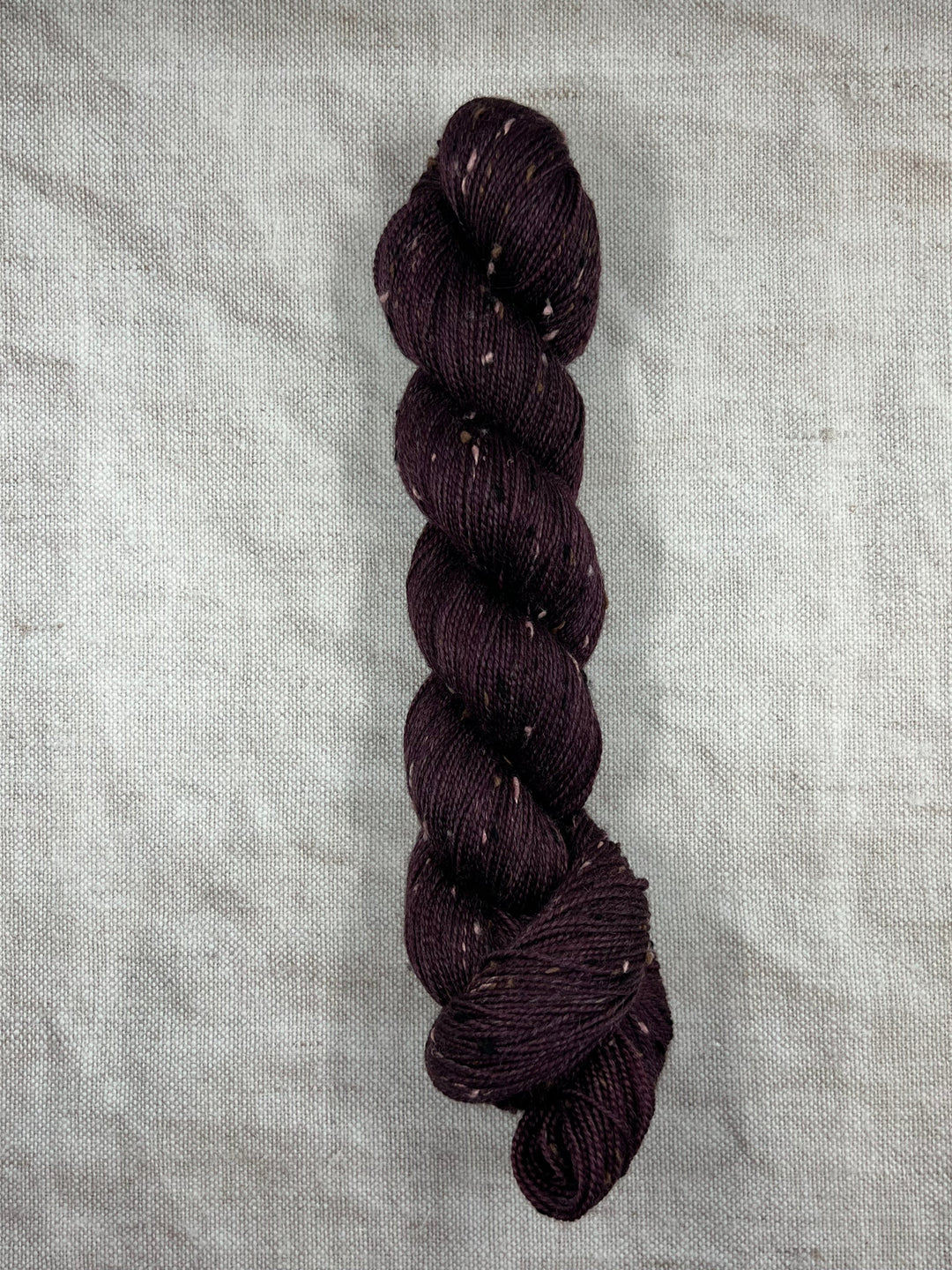 Dún na na nGall Hand Dyed Tweed Yarn - Mulberry - YARN - Wild Atlantic Yarns