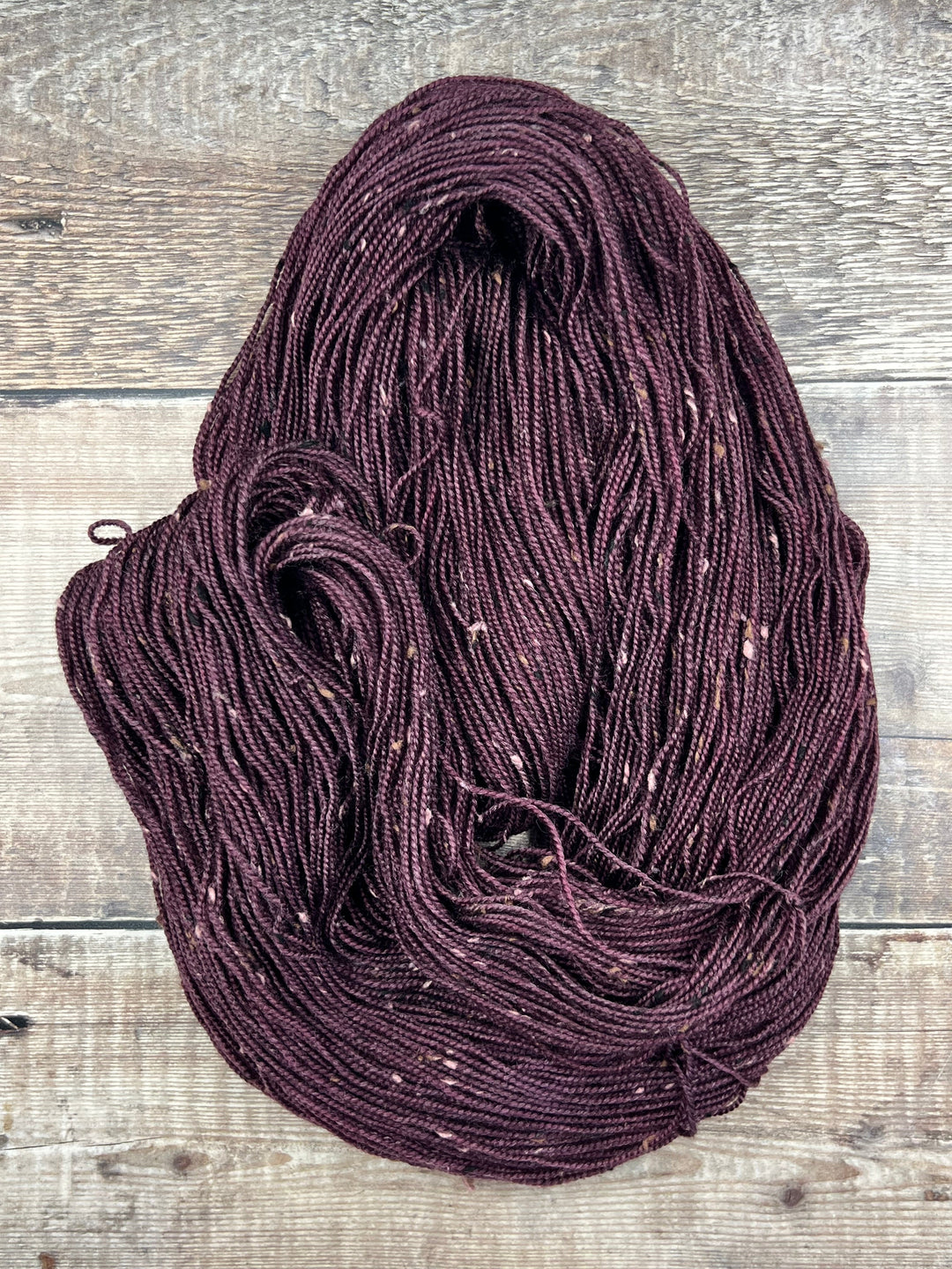 Dún na na nGall Hand Dyed Tweed Yarn - Mulberry - YARN - Wild Atlantic Yarns
