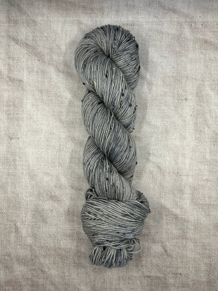 DÚN NA NGALL 4PLY (MERINO TWEED) - YARN - Wild Atlantic Yarns