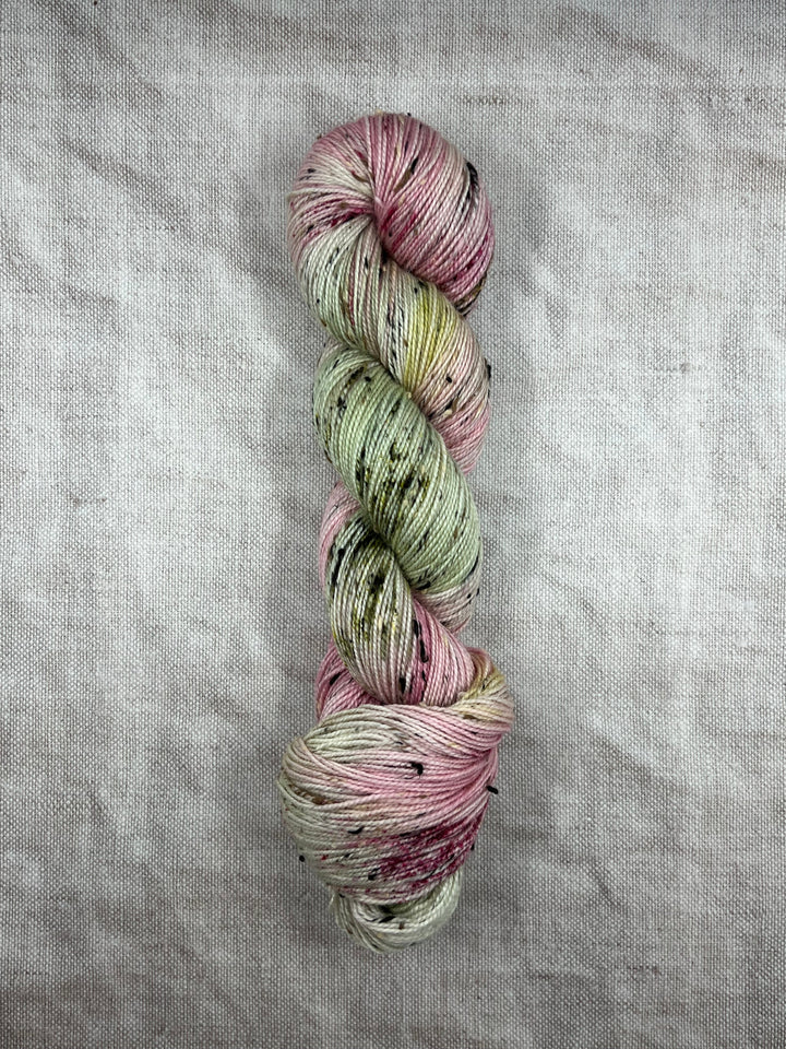 DÚN NA NGALL: Peony Posy - YARN - Wild Atlantic Yarns