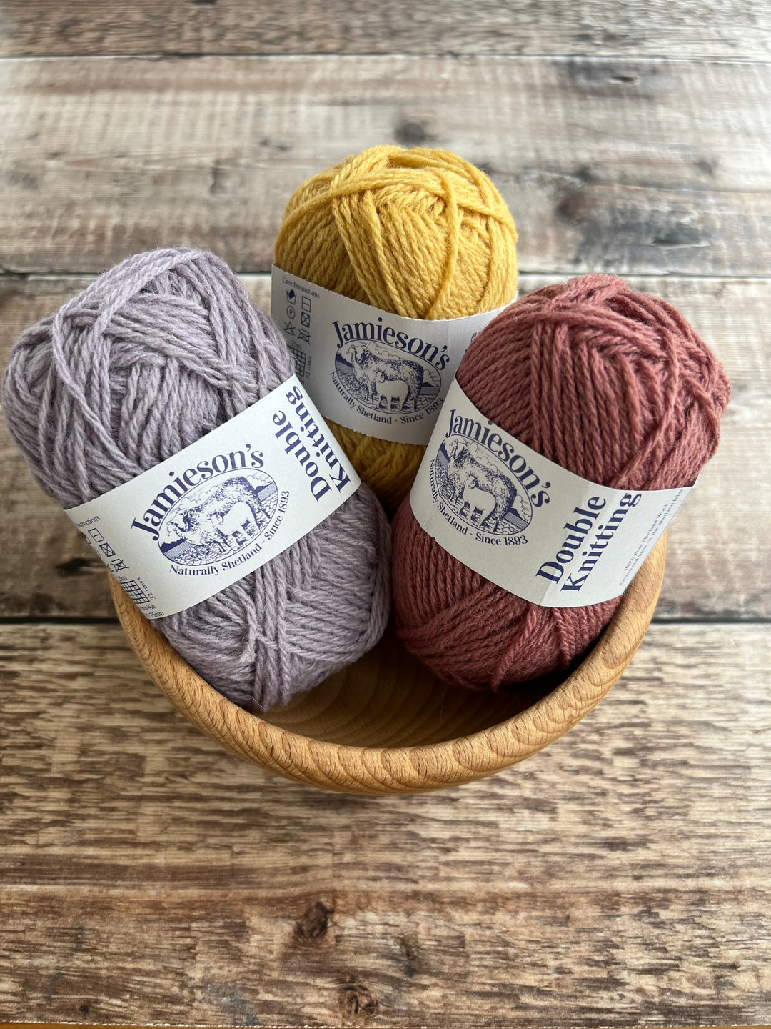 JAMIESON'S OF SHETLAND DOUBLE KNITTING - YARN - Wild Atlantic Yarns
