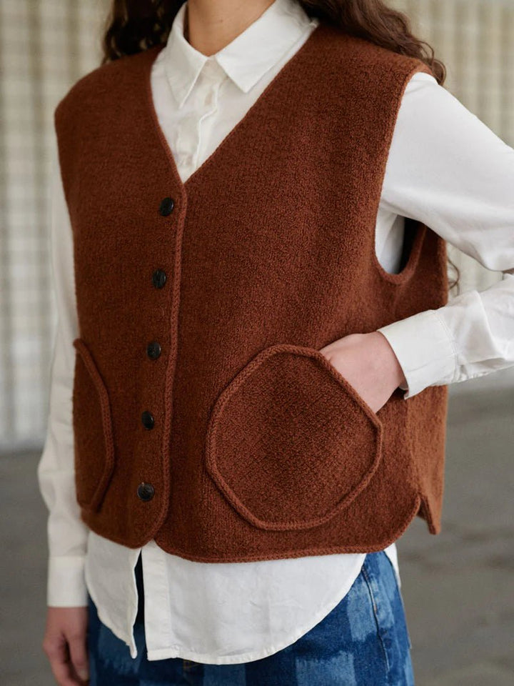 LAINE MAGAZINE ISSUE 26 - BOOKS - Wild Atlantic Yarns