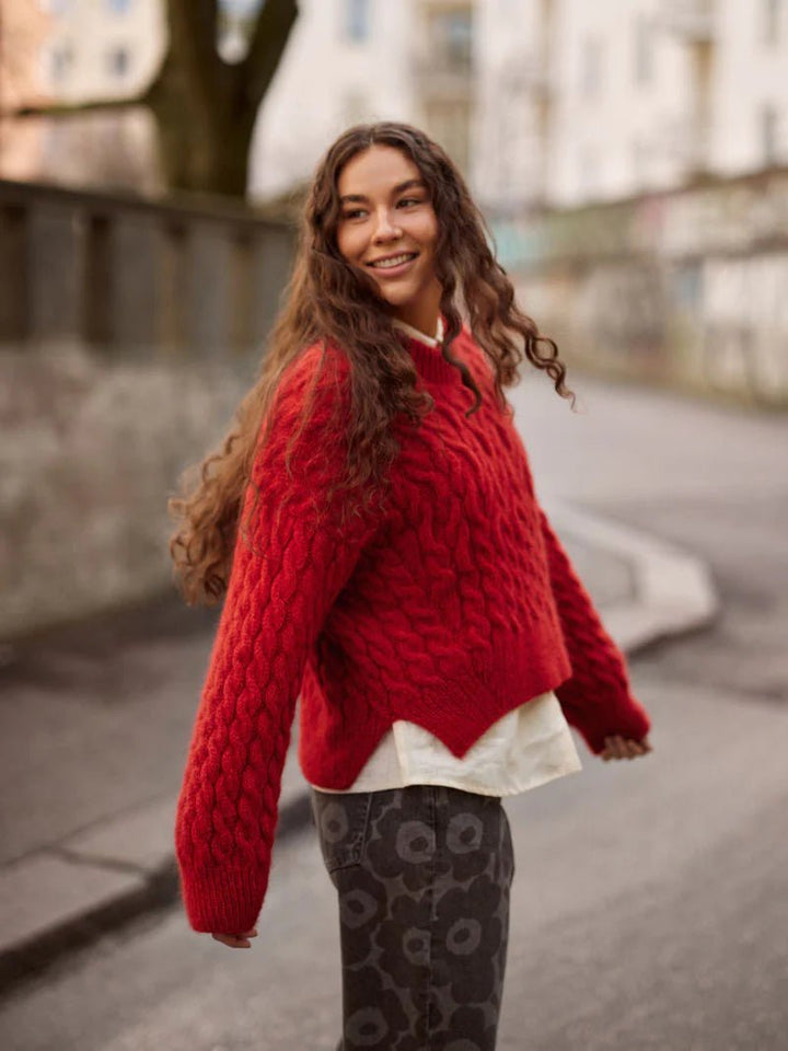 LAINE MAGAZINE ISSUE 26 - BOOKS - Wild Atlantic Yarns