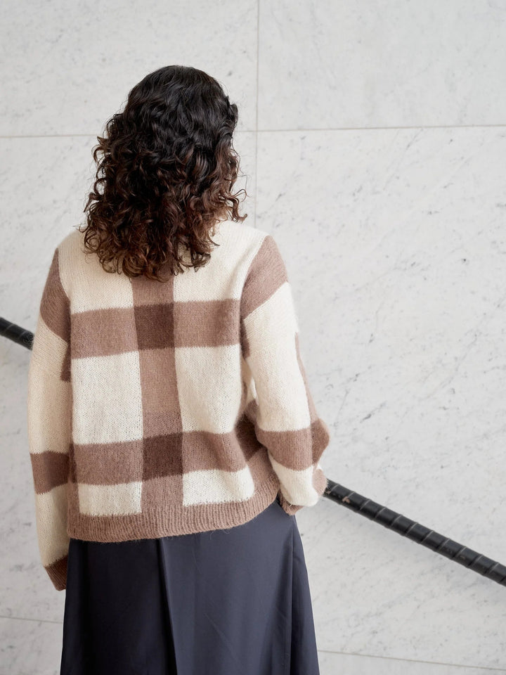 LAINE MAGAZINE ISSUE 27 - BOOKS - Wild Atlantic Yarns