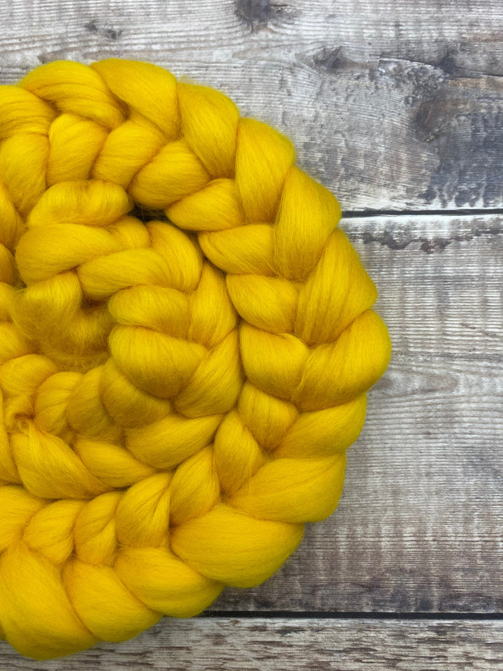 MERINO TOP: Mountain Primrose - FIBRE - Wild Atlantic Yarns