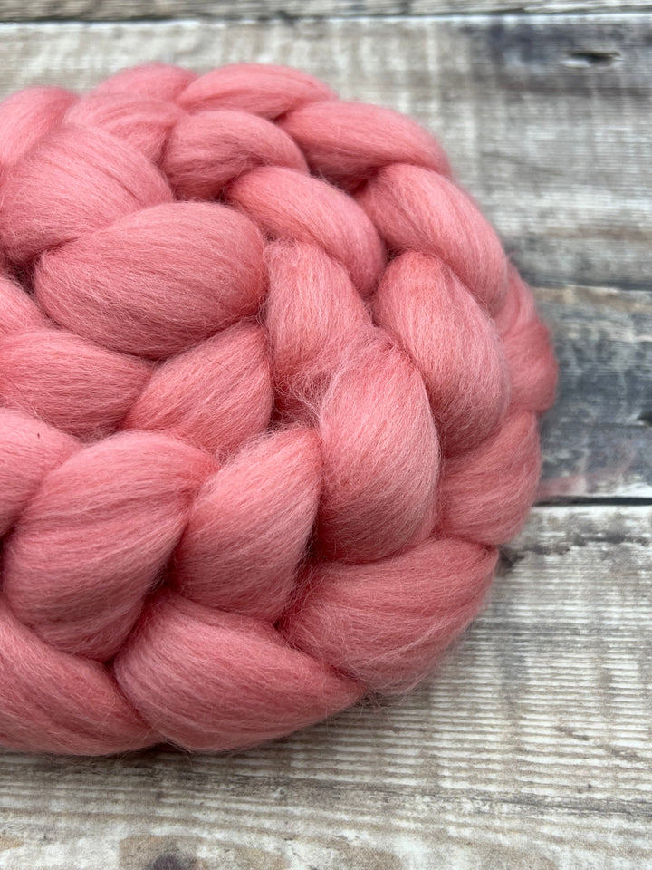 MERINO TOP: Salmon - FIBRE - Wild Atlantic Yarns
