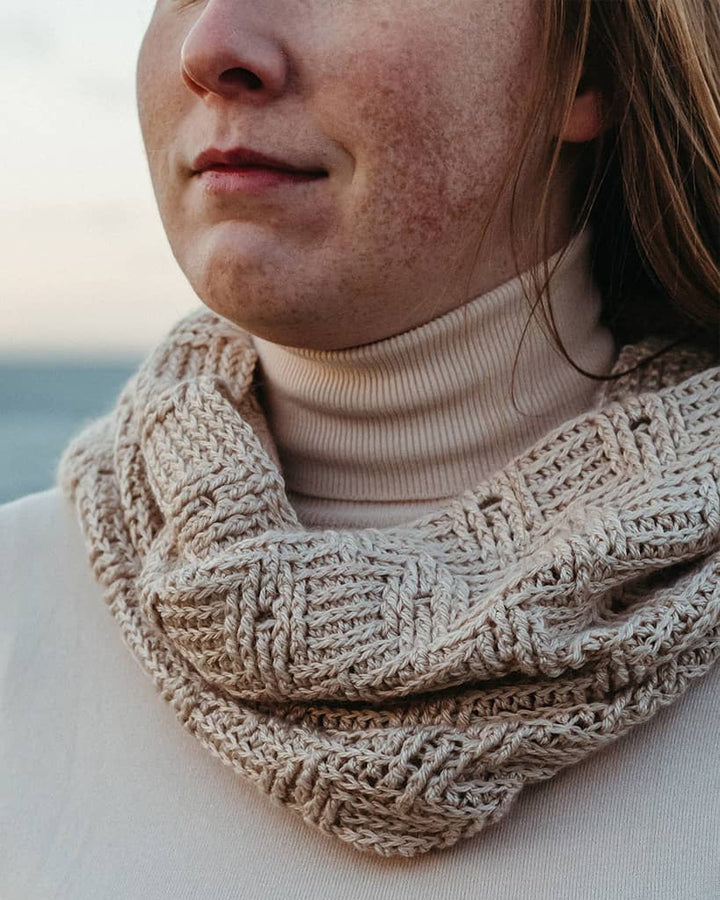 MOORIT Issue 2 Spring/Summer 2022 - BOOKS - Wild Atlantic Yarns