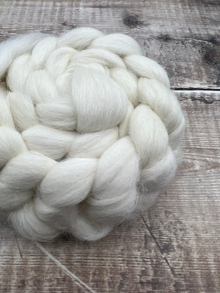 NATURAL BABY ALPACA TOP: WHITE - FIBRE - Wild Atlantic Yarns