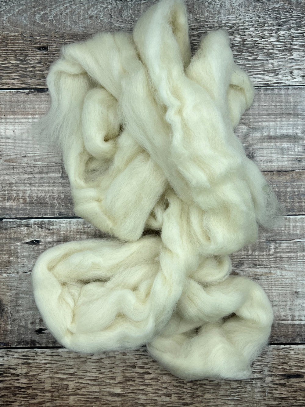 NATURAL SHETLAND TOP: White - FIBRE - Wild Atlantic Yarns