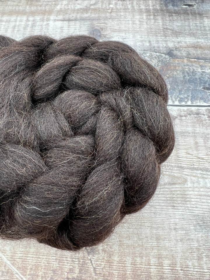NATURAL WELSH TOP: BROWN/BLACK - FIBRE - Wild Atlantic Yarns