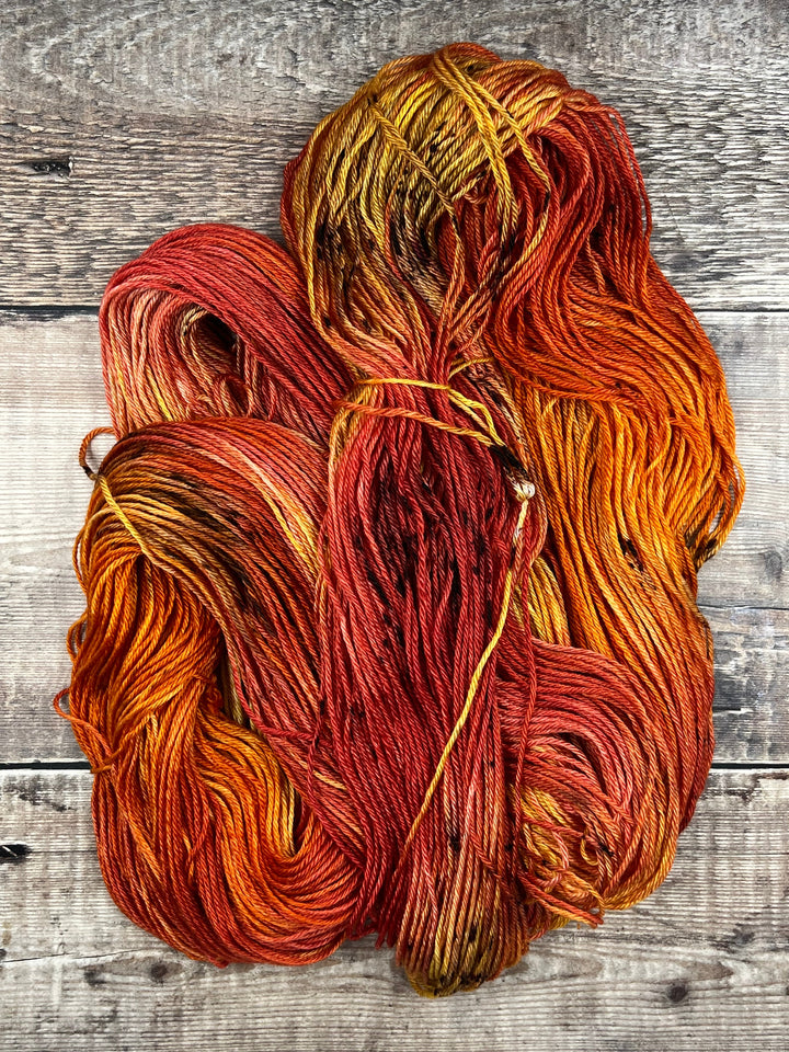 Maple Yarn NIAMH: Maple Leaf – Wild Atlantic Yarns