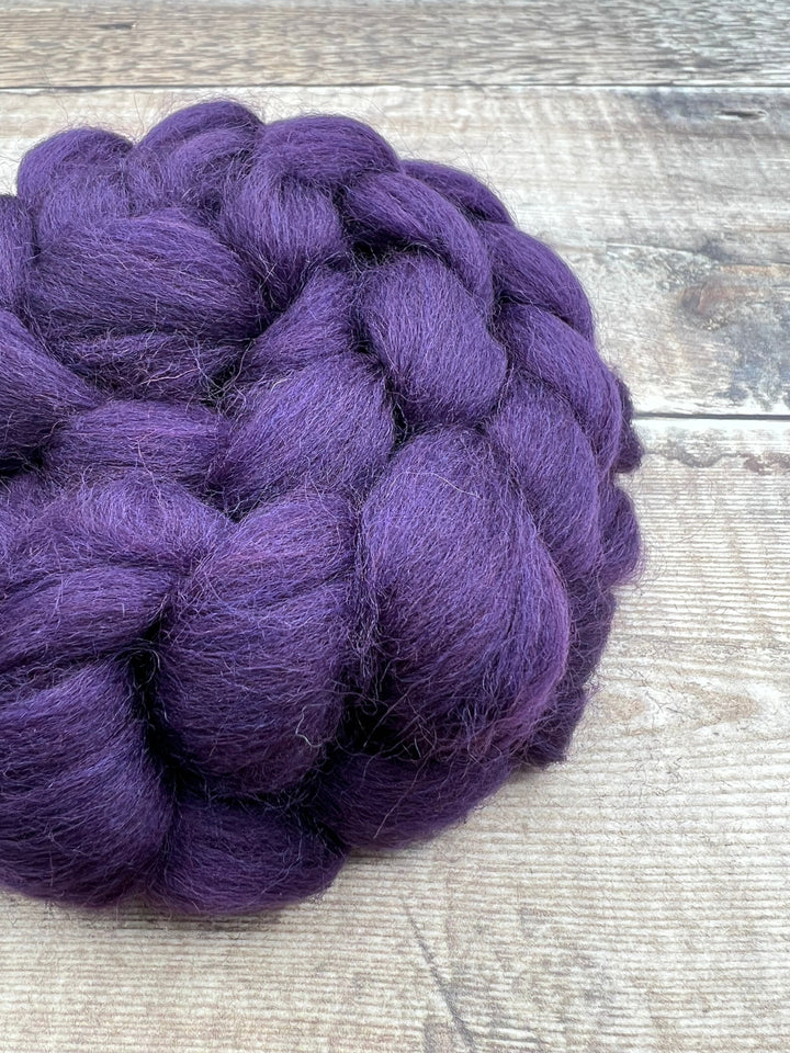 SHETLAND TOP: Aubergine - FIBRE - Wild Atlantic Yarns