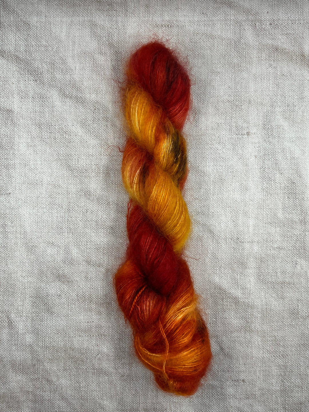 Maple Yarn SORCHA: Maple Leaf – Wild Atlantic Yarns
