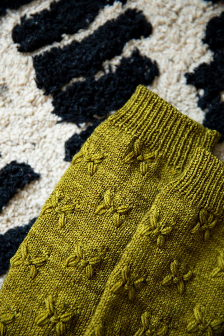 TEXTURED KNITS by Paula Pereira - BOOKS - Wild Atlantic Yarns