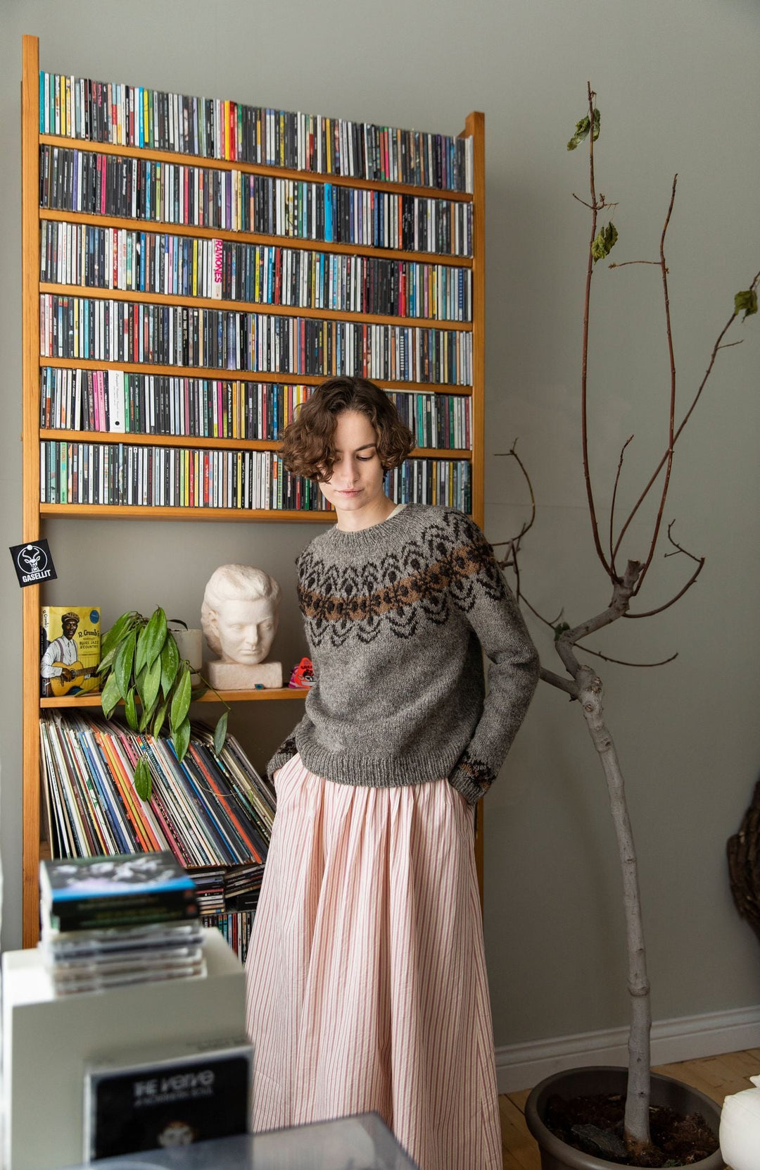 TEXTURED KNITS by Paula Pereira - BOOKS - Wild Atlantic Yarns